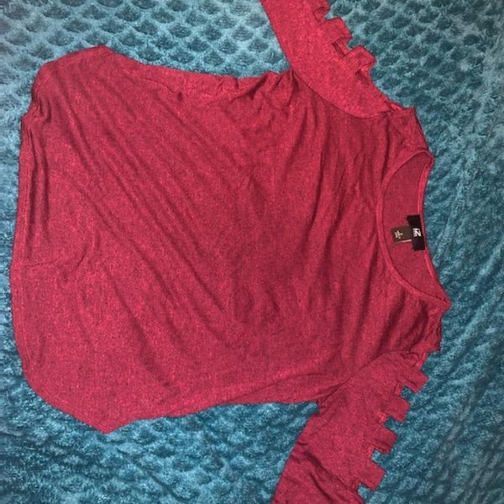 Iz Byer shirt